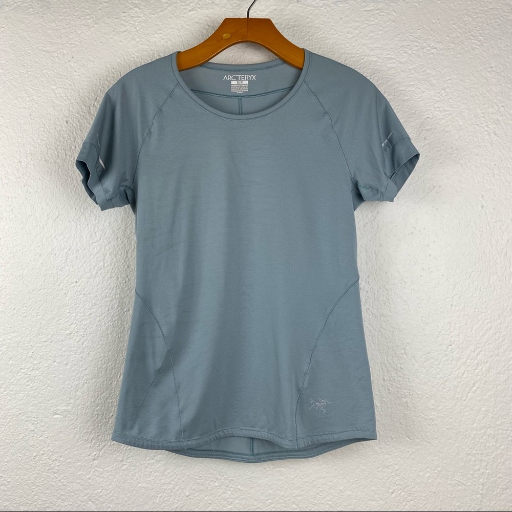 Arc'teryx Women's Light Blue Short Sleeve Performance Tee